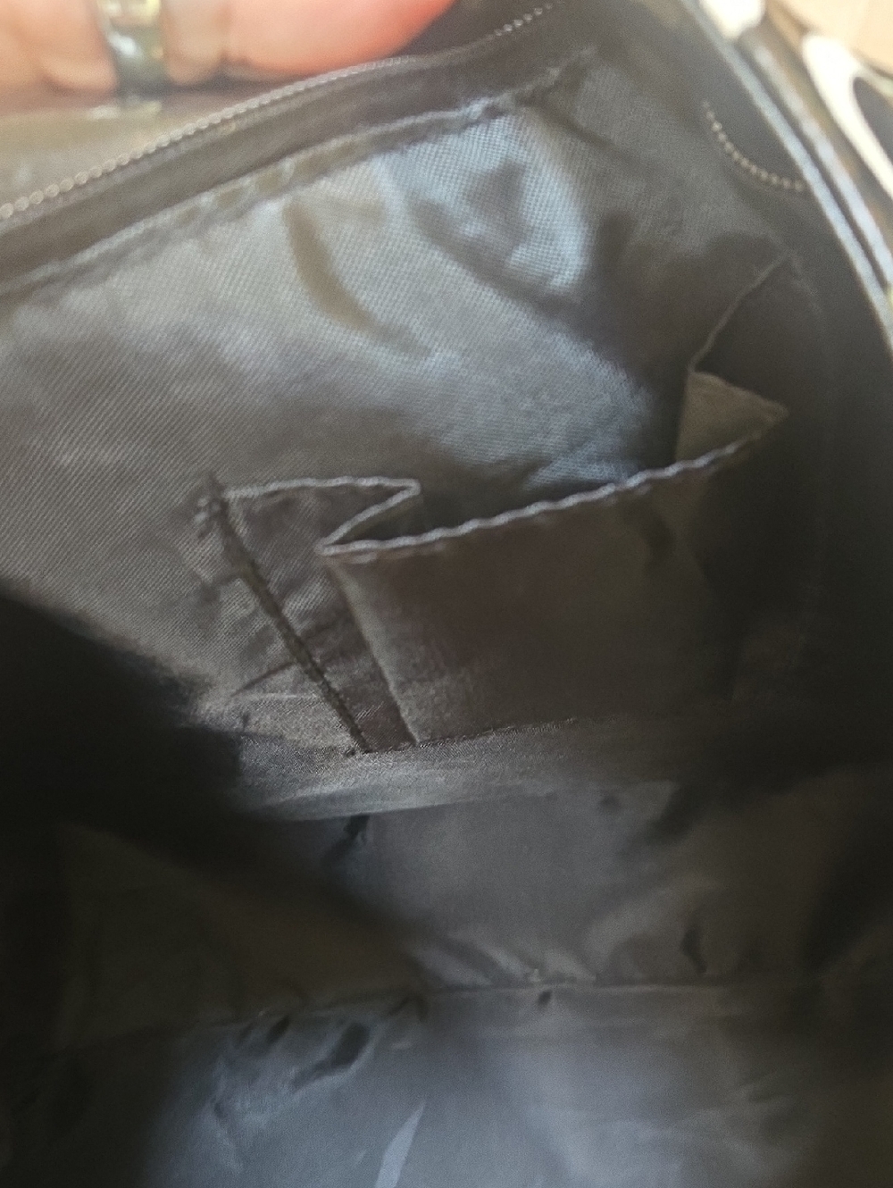 Pandora Limited Edition Deluxe Signature Zipper Tote Bag - Picture 7 of 10